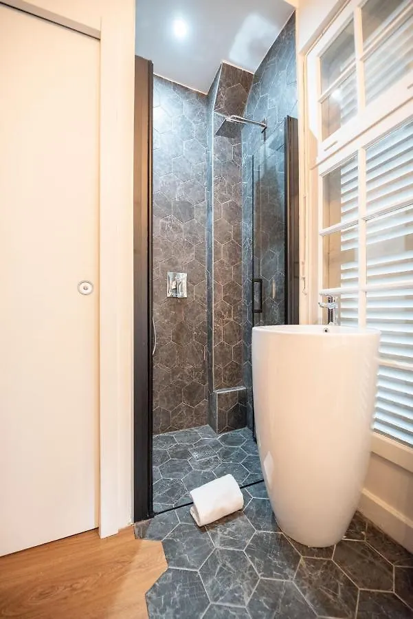 Mbm - Heart Marais Aparthotel Paris 0*,